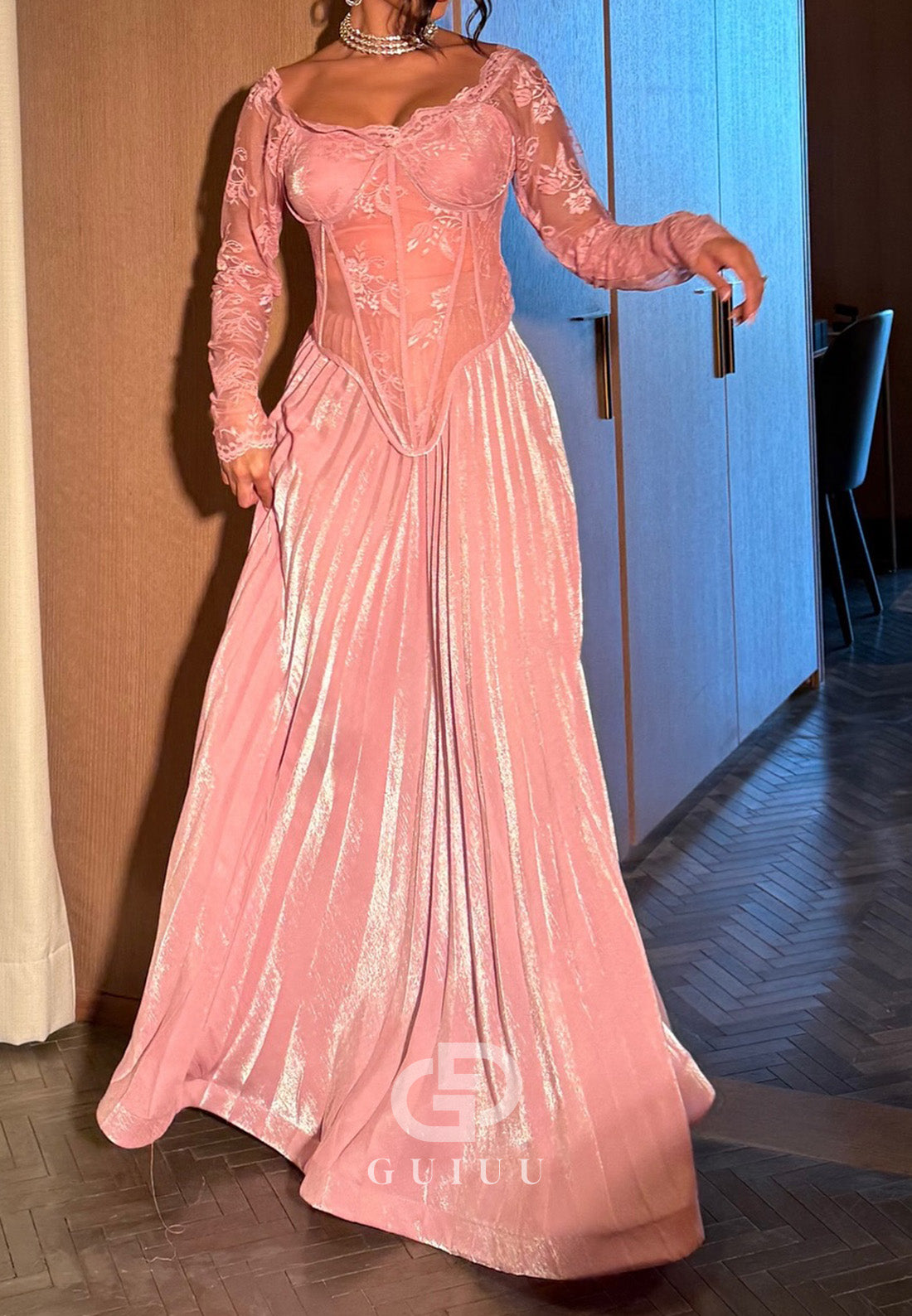 Blushing Pink Long Sleeeves Scoop Corset Tulle Ruched Prom Dress