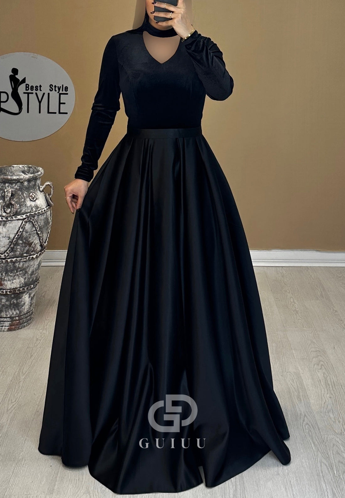 A-Line Halter Long Sleeves Empire-Waist Evening Dress