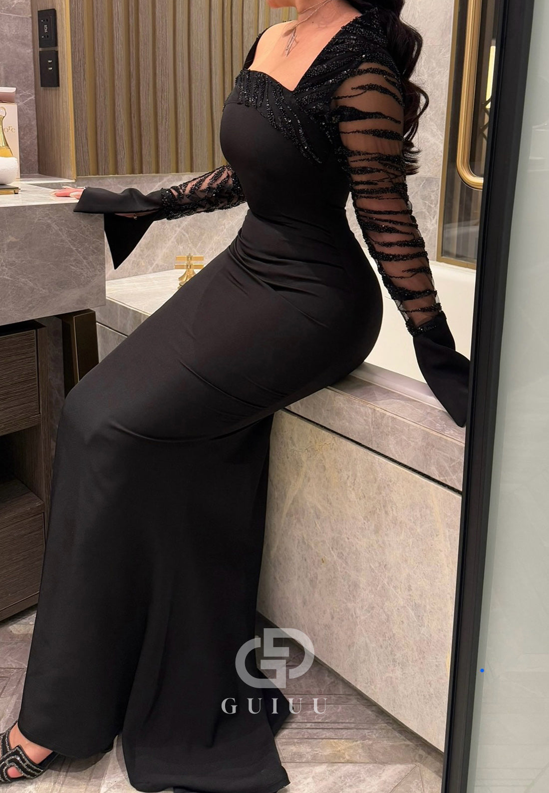 Black Long Sleeves Square A-Line Evening Dress