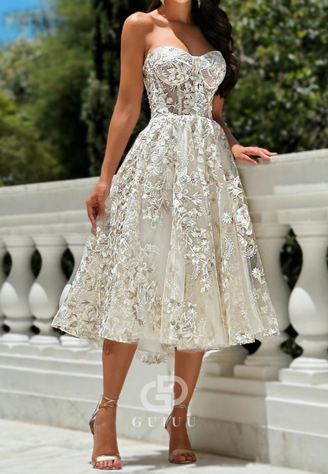 A-Line Strapless Sleeveless Floral Appliques Prom Dress