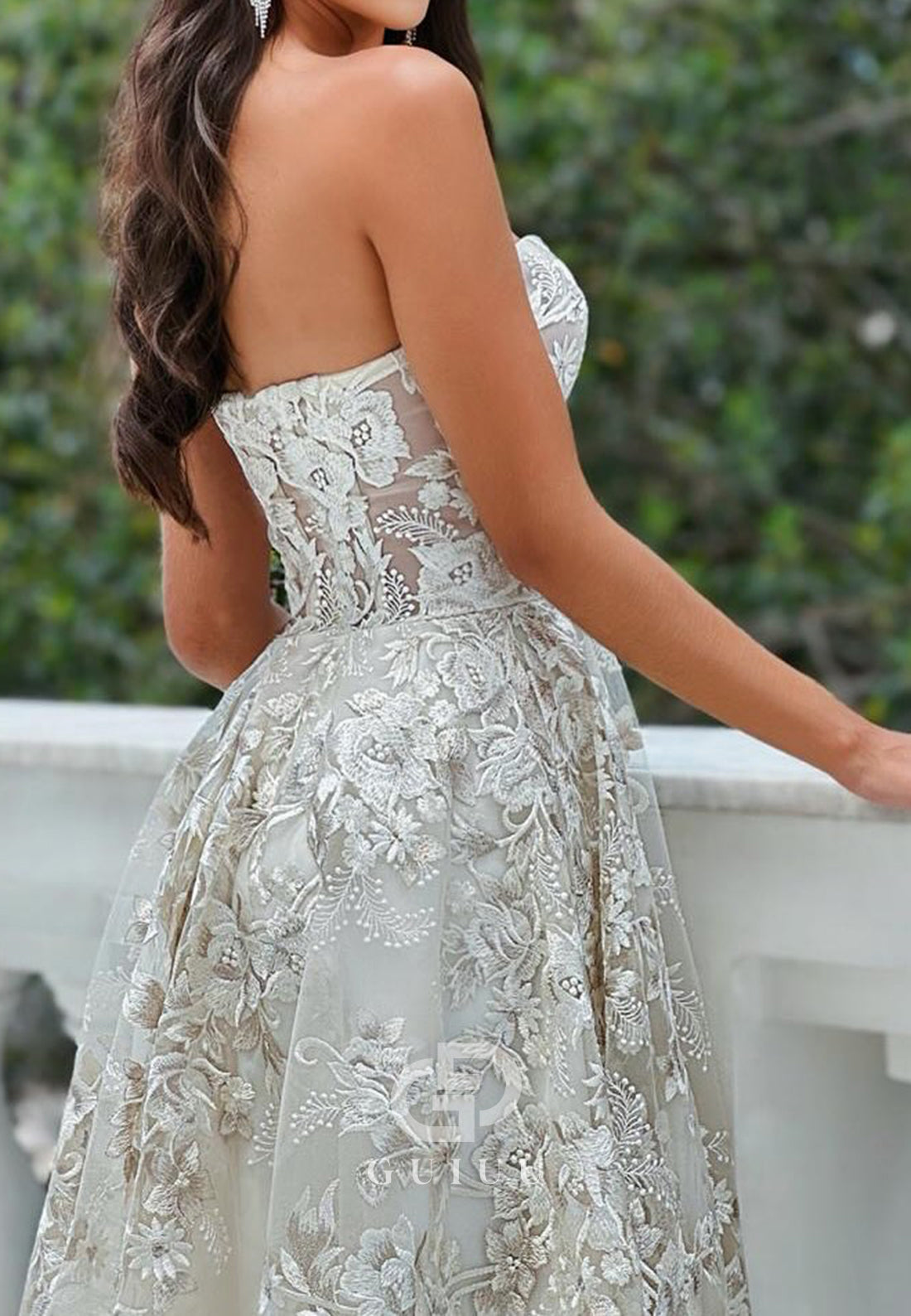 A-Line Strapless Sleeveless Floral Appliques Prom Dress