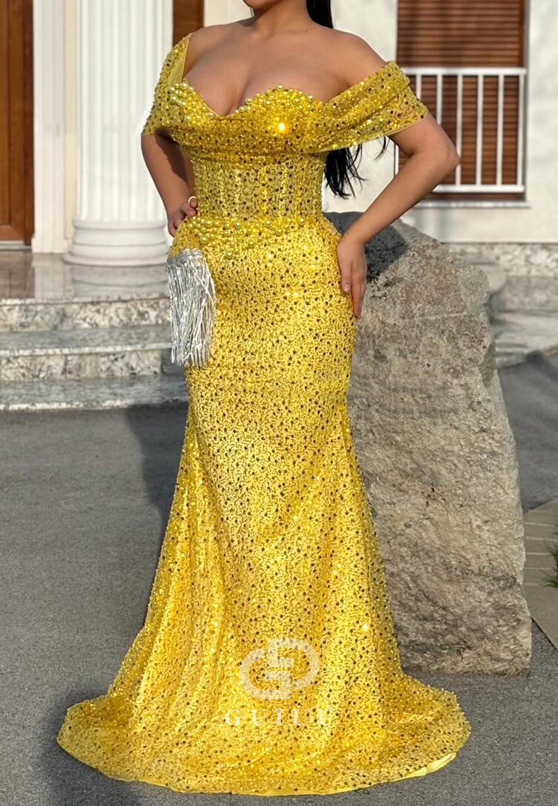 G3275 - Chic & Modern Beaded Off-Shoulder Pleats Champagne Party Prom Evening Dresses