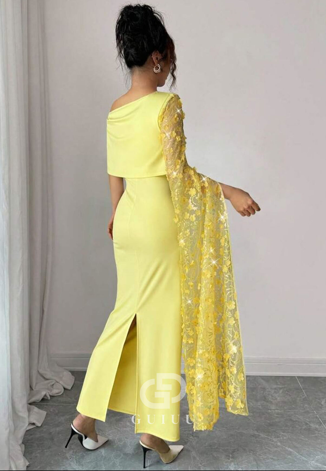 Daffodil One Shoulder Long Sleeves A-Line Prom Dress