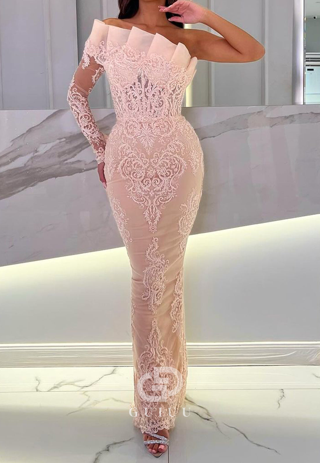 Elegant One Shoulder Long Sleeves Appliques Sheath Evening Dress