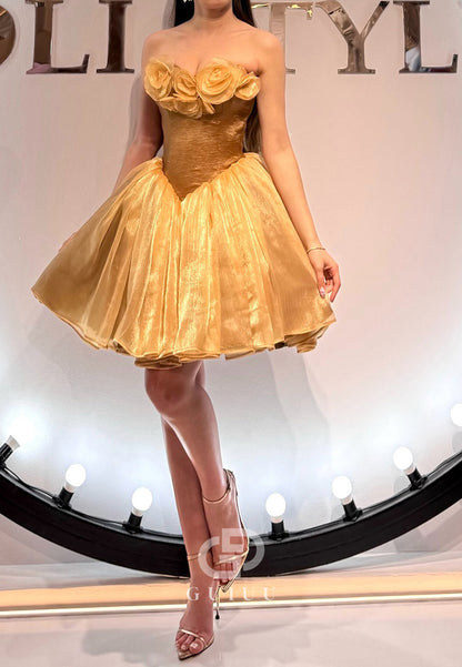 A-Line Strapless Sleeveless Appliques Homecoming Dress