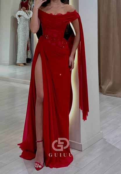 Red Sleeveless Strapless Slit Ruched Prom Dress