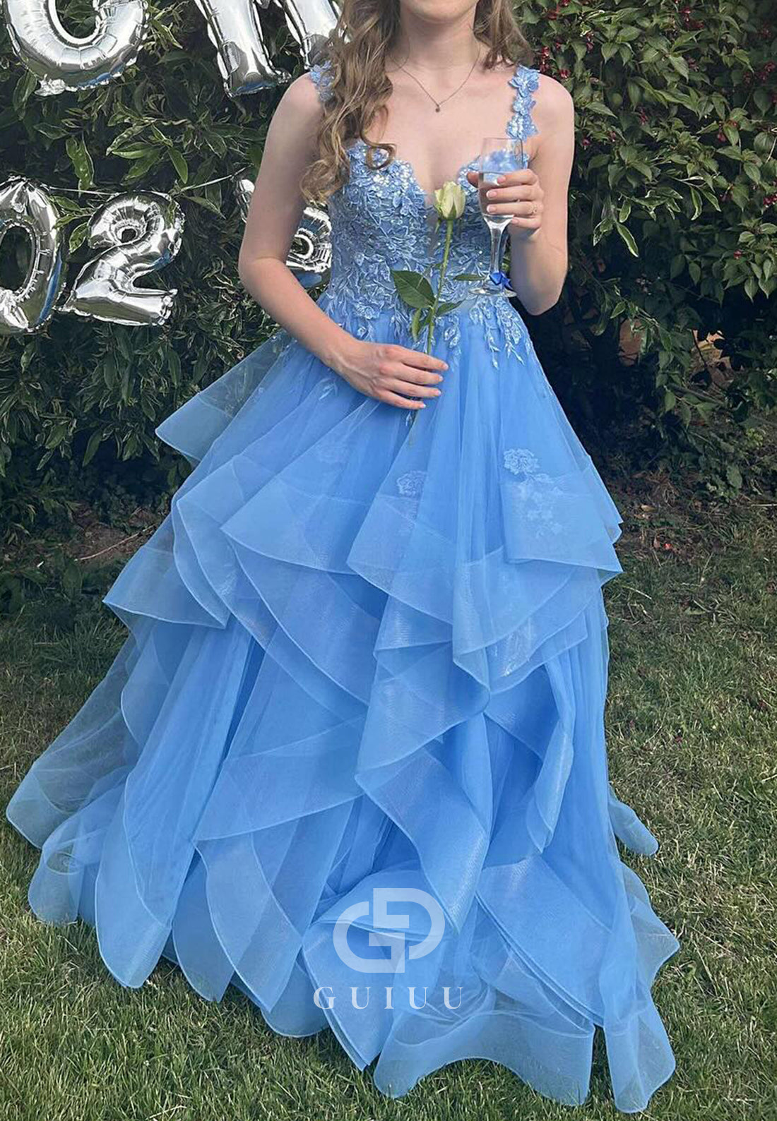 Blue Jay Spaghetti Straps V-Neck Ruffles Appliques Prom Dress