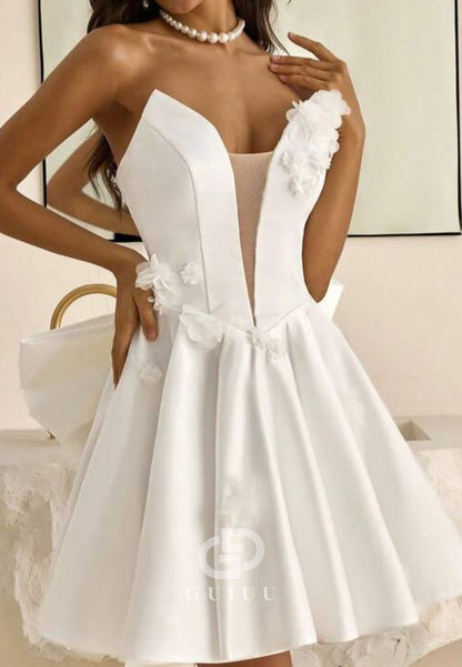 Elegant Sleeveless Strapless A-Line Short Wedding Dress