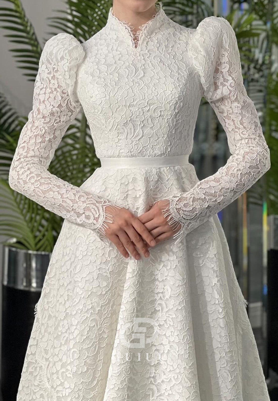 Elegant Long Sleeves High Neck A-Line Wedding Dress