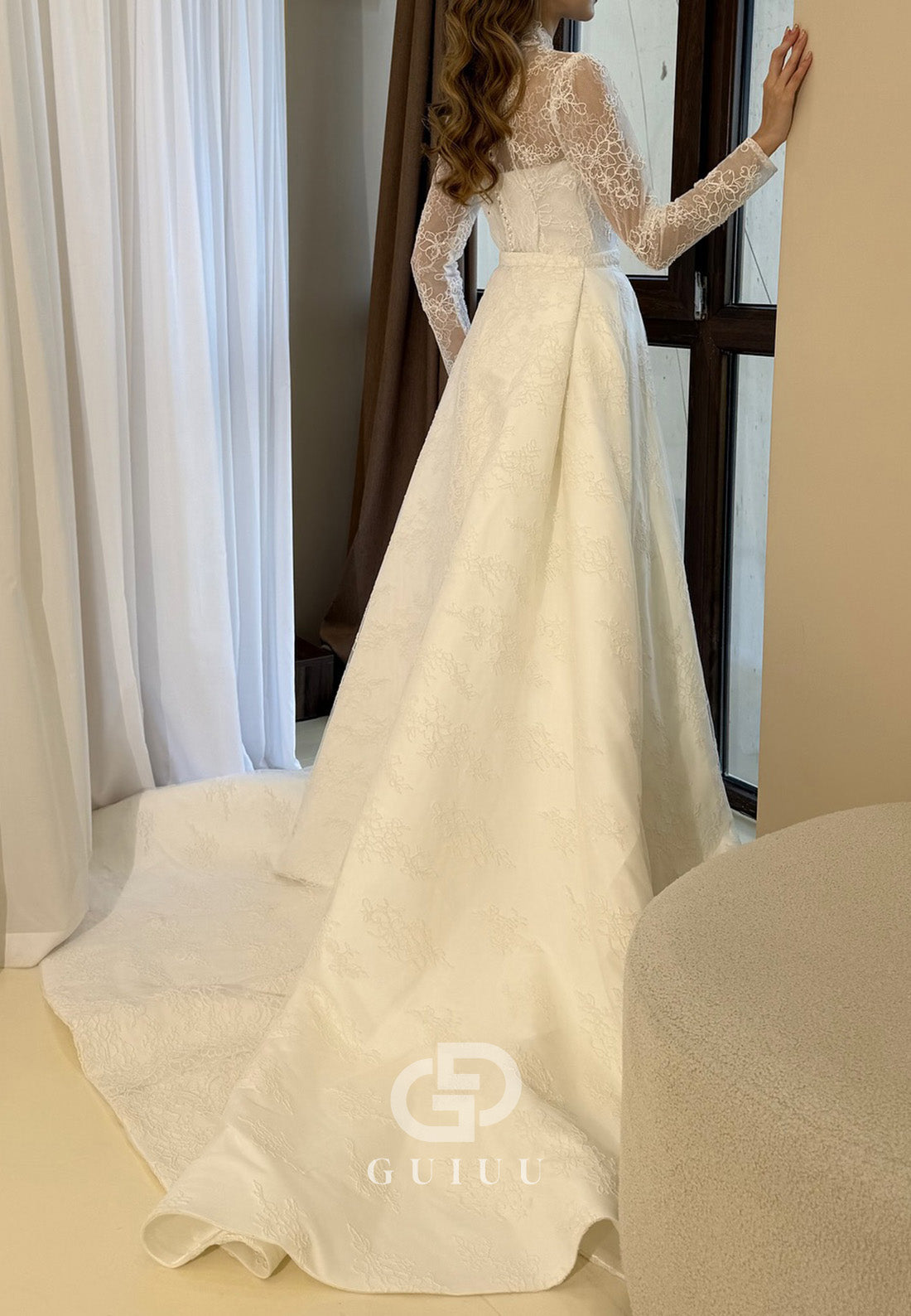Elegant Long Sleeves High Neck Empire-Waist Wedding Dress