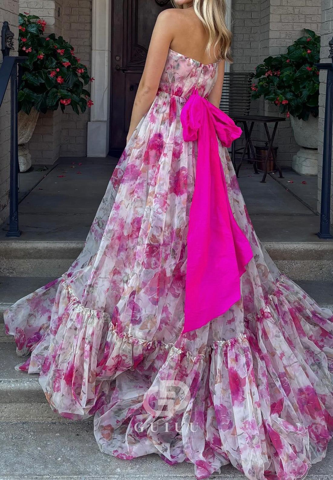 Charming A-Line Sleeveeless Strapless Bowknot Prom Dress