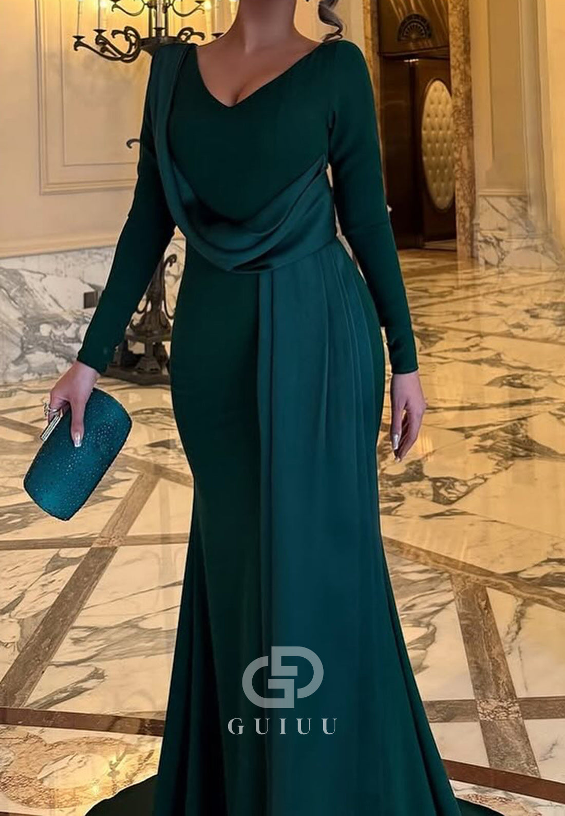 Dark Green Long Sleeves V-Neck Mermaid Evening Dress