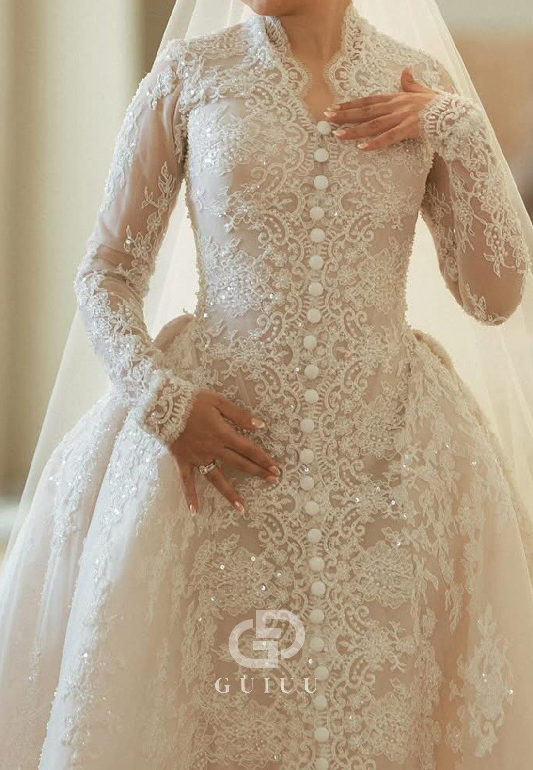 Elegant Long Sleeves V-Neck A-Line Lace Wedding Dress