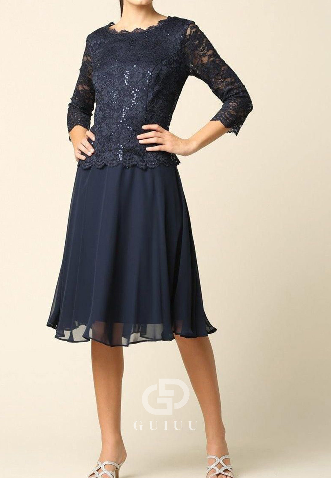 A-Line Long Sleeves Scoop Appliques Mother of the Bride Dress