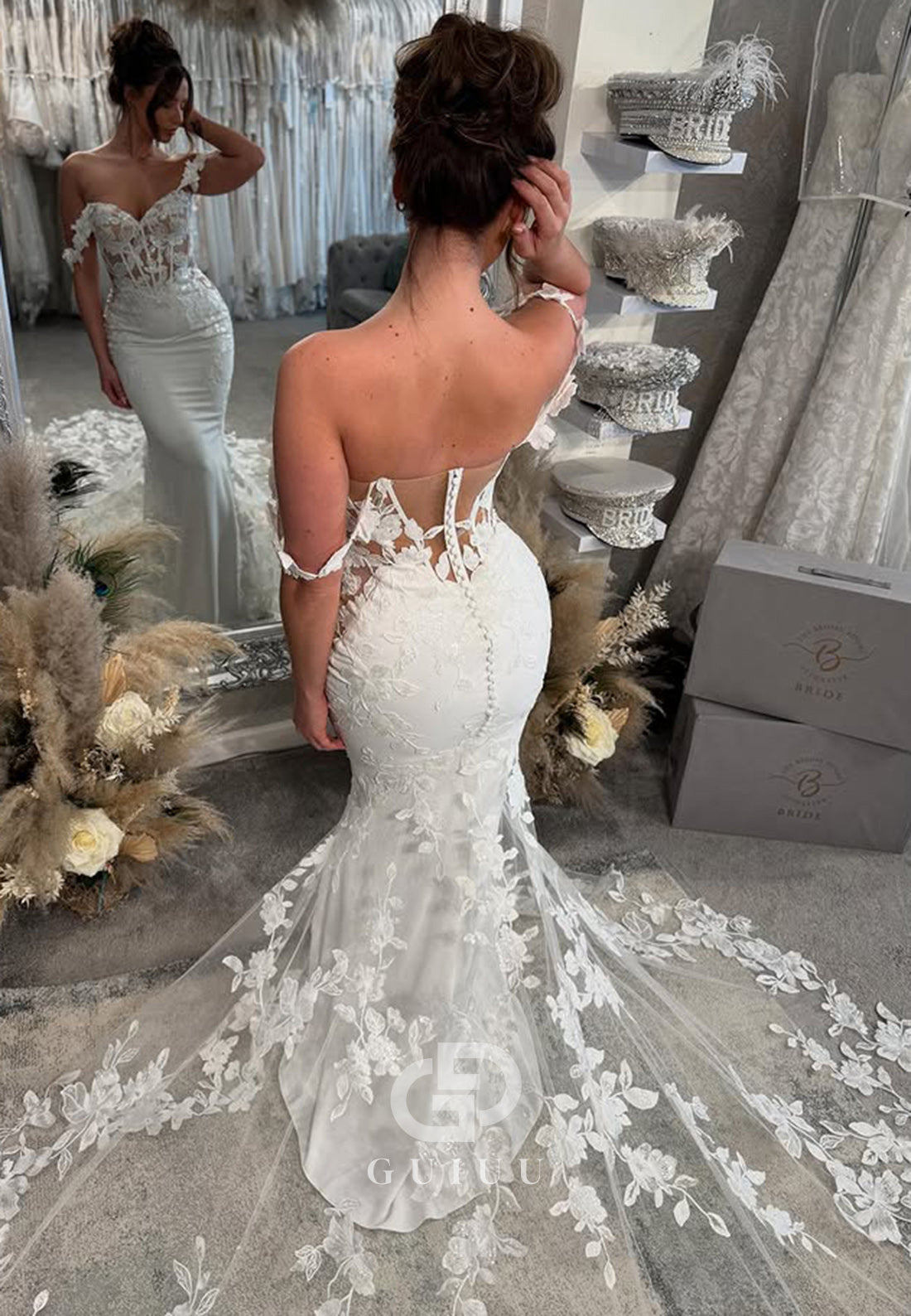 Strapless Sleeveless Floral Appliques Mermaid Wedding Dress