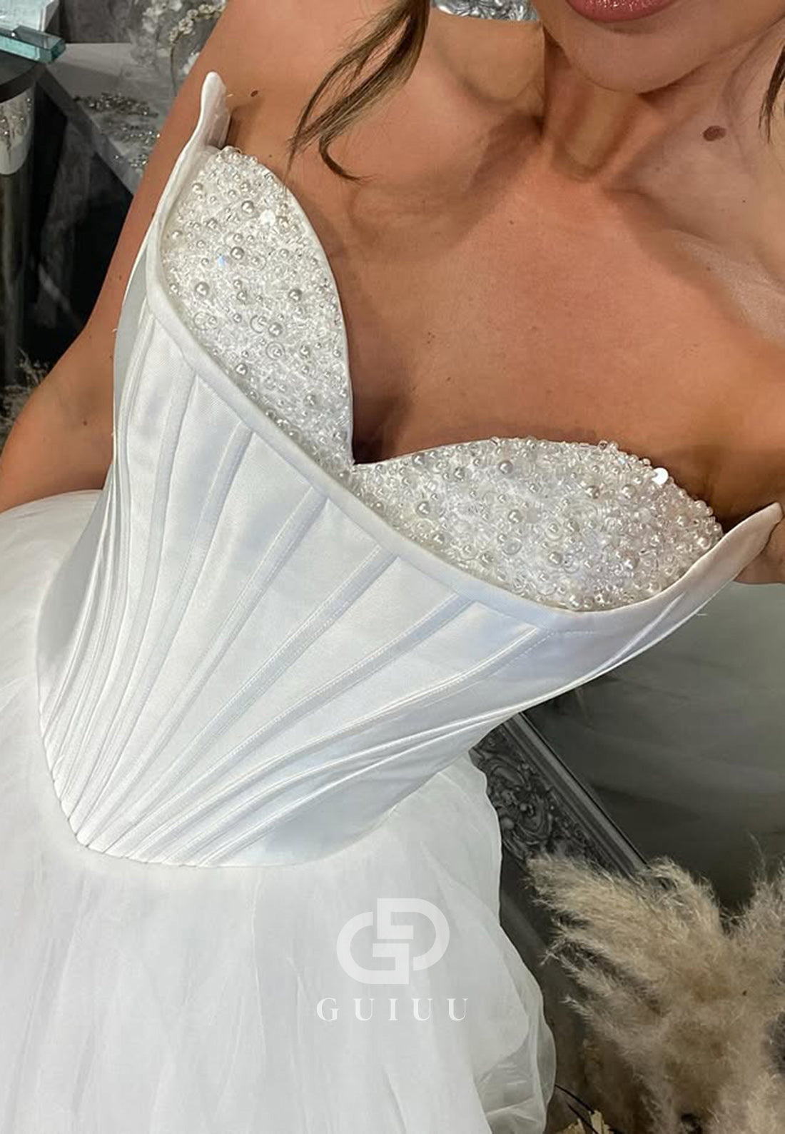 Simple A-Line Strapless Sleeveless Corset Lace Wedding Dress