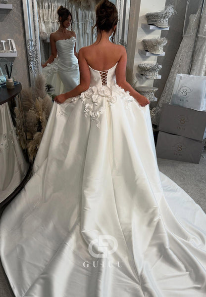 A-Line Floral Appliques Sweep Train Floral Appliques Wedding Dress