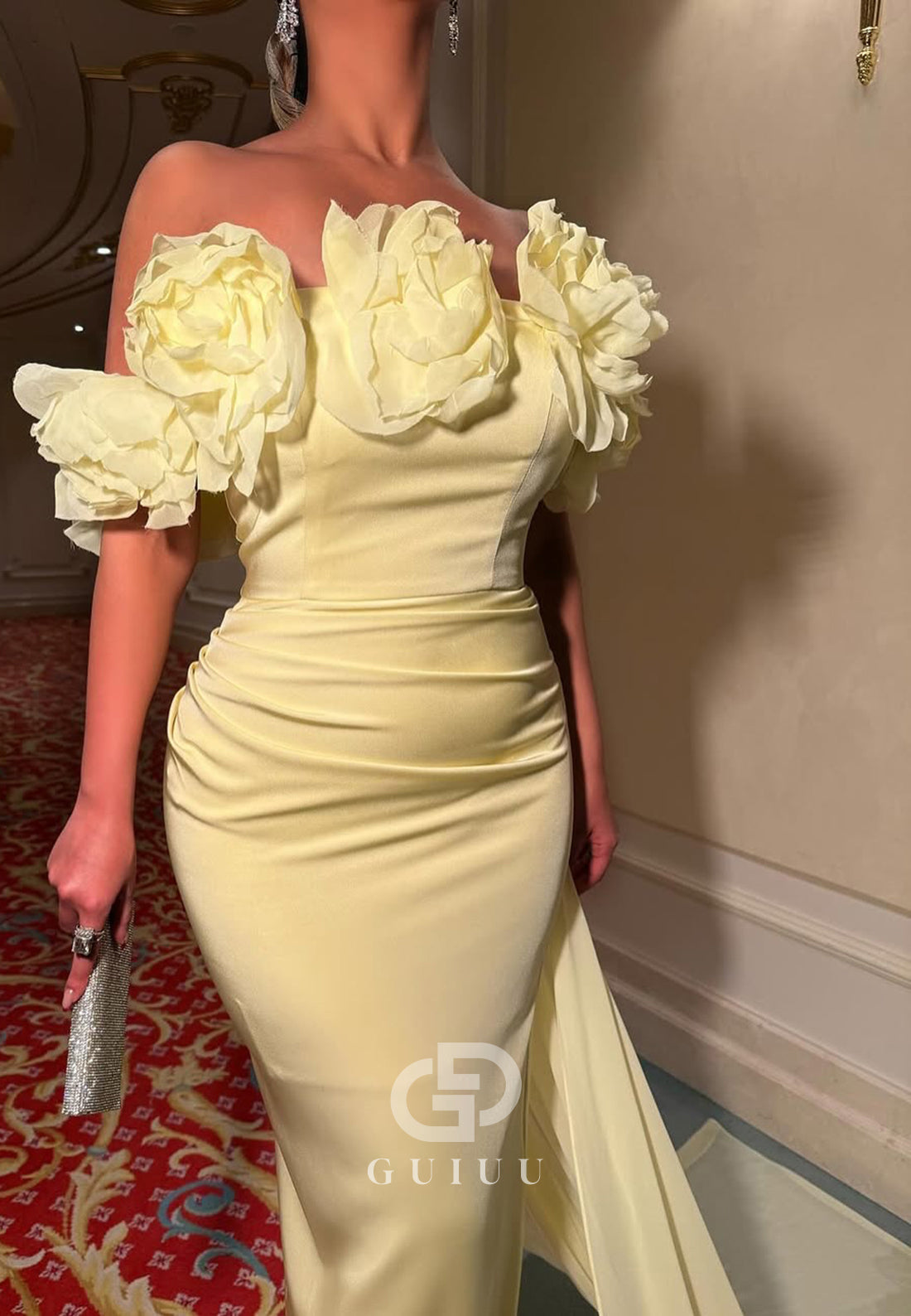 Daffodil Sleeveelss Off-Shoulder Floral Appliques Prom Dress