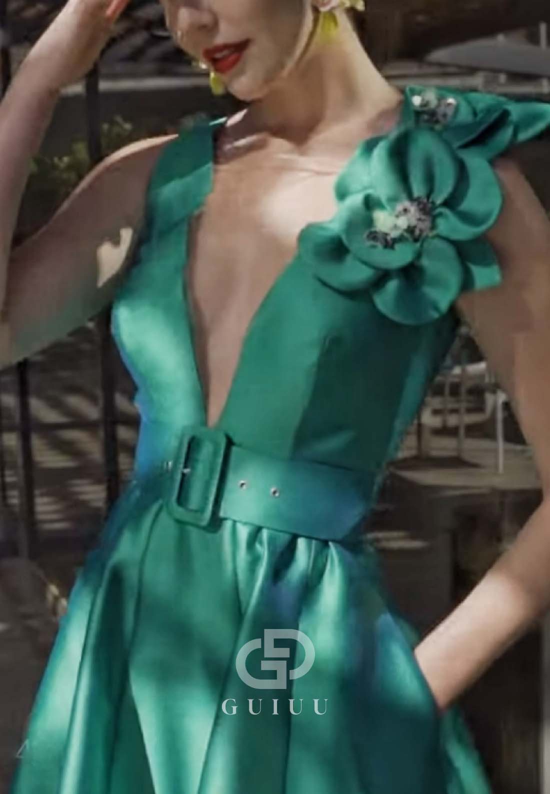 A-Line Deep V-Neck Empire-Waist Appliques Cocktail Evening Dress