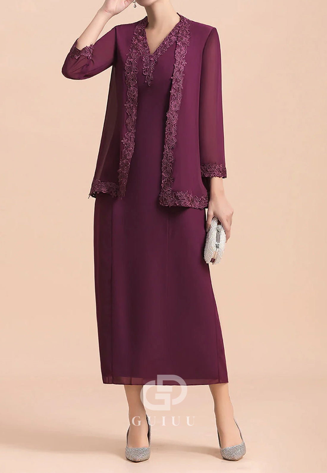 Mulberry Long Sleeves V-Neck Appliques Chiffon Mother of the Bride Dress