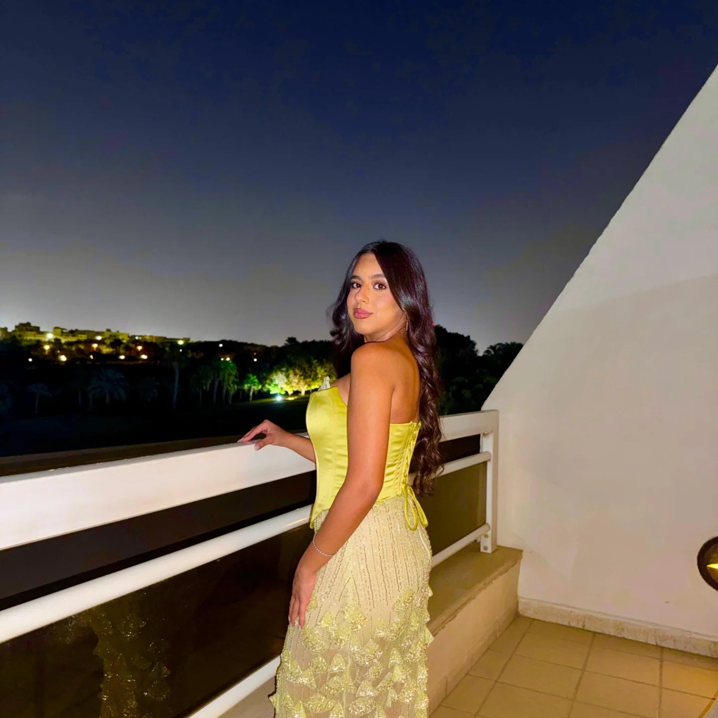 Daffodil Sleeveless Sweetheart Floral Appliques  Prom Dress