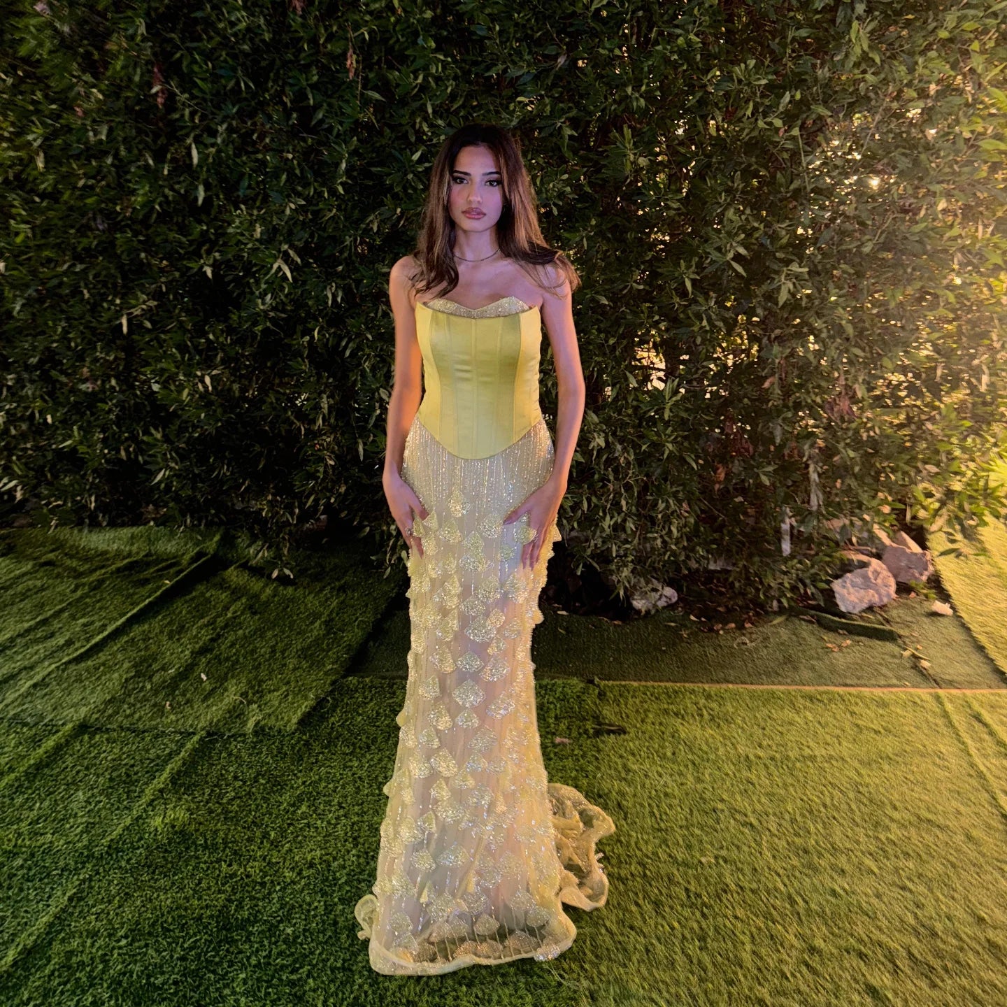 Daffodil Sleeveless Sweetheart Floral Appliques  Prom Dress