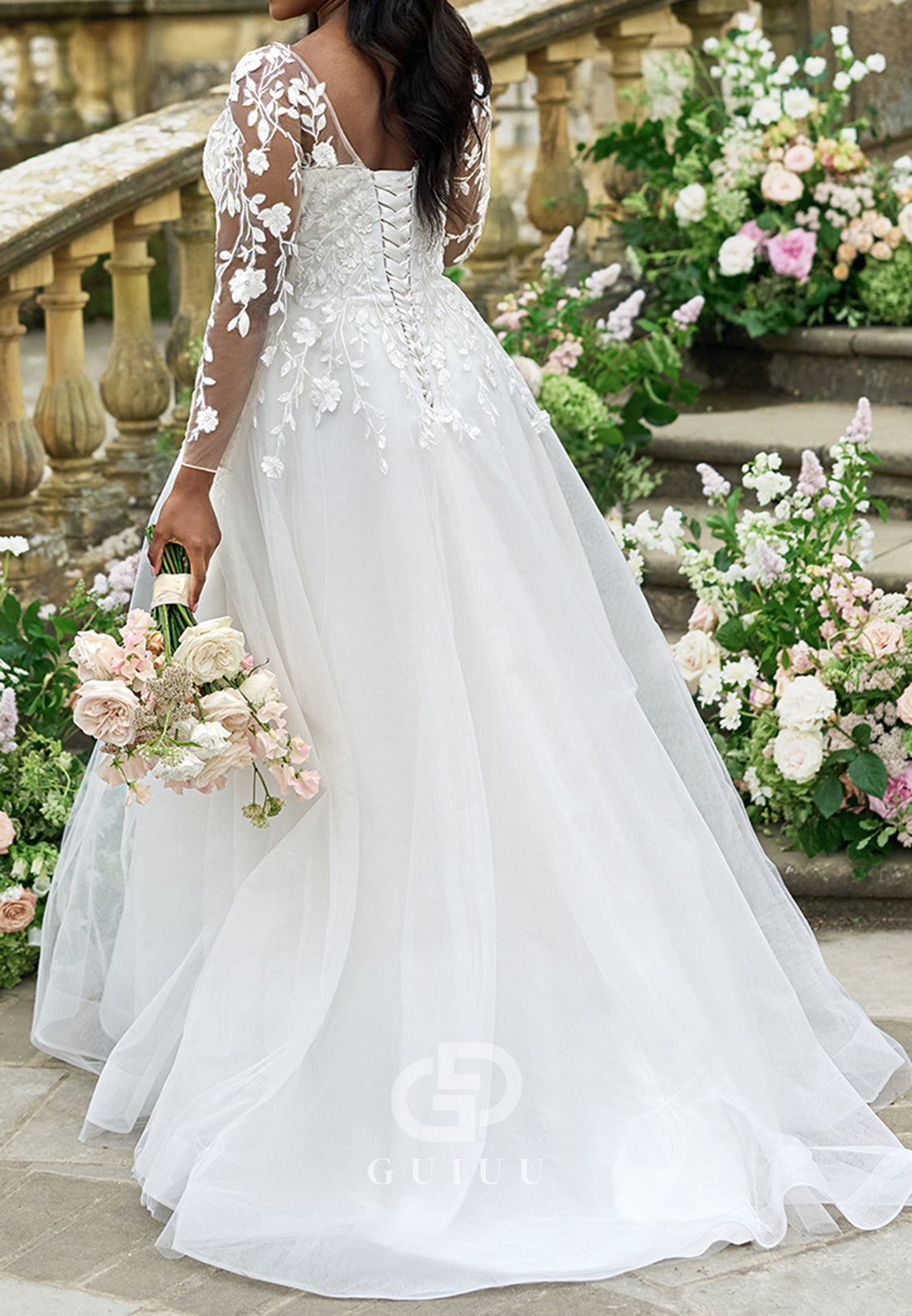 Long Sleeves V-Neck Empire-Waist Lace Wedding Dress
