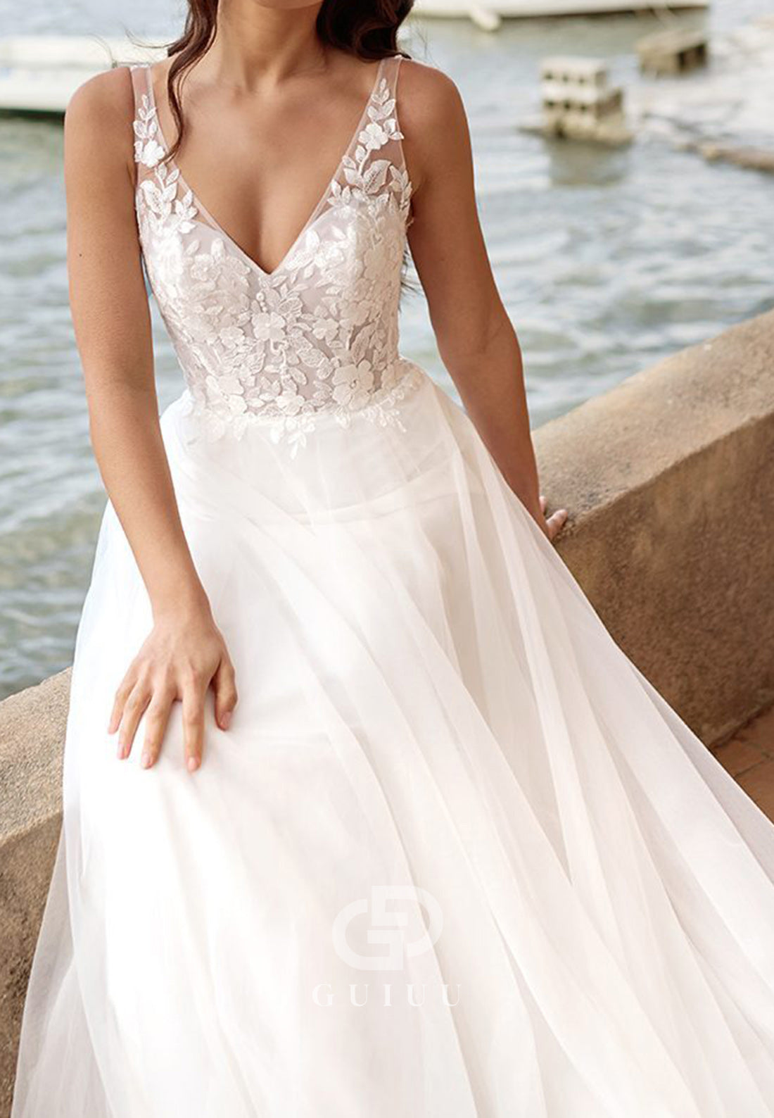 Spaghetti Straps V-Neck Corset Tulle Lace Wedding Dress