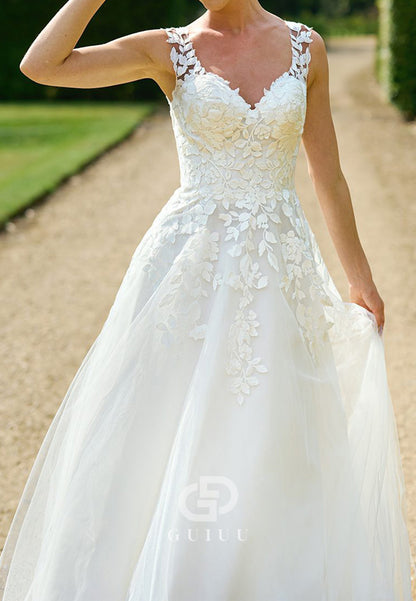 Spaghetti Straps Sweetheart Floral Appliques Lace Wedding Dress