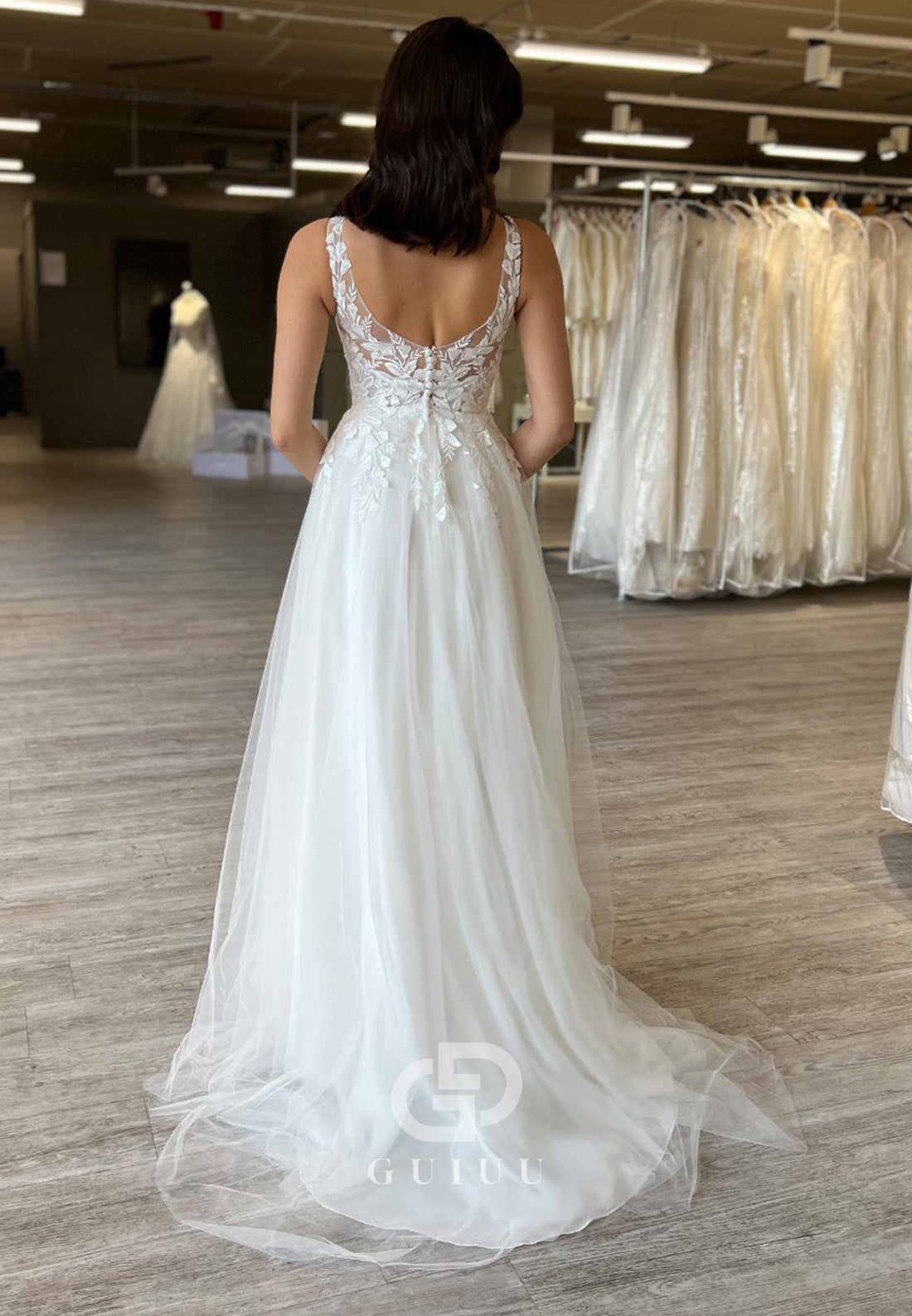 Charming A-Line Spaghetti Straps V-Neck Floral Appliques Wedding Dress