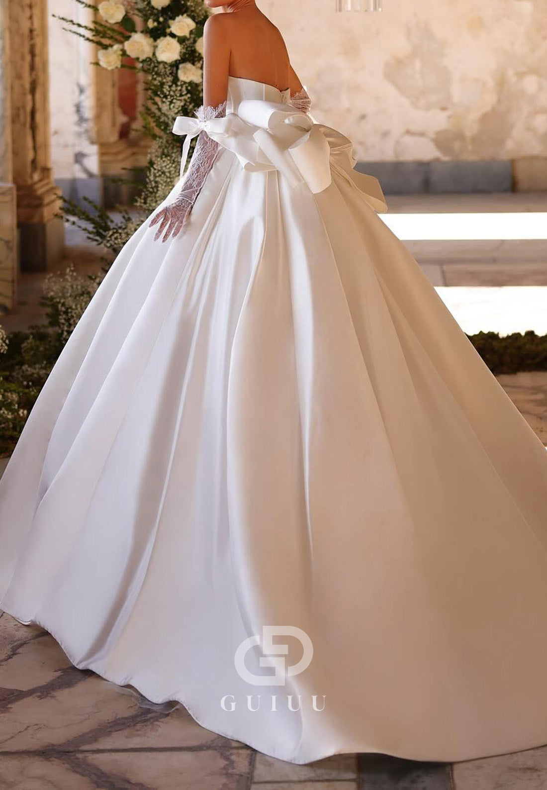Elegant Sleeveless Strapless Bowknot A-Line Wedding Dress