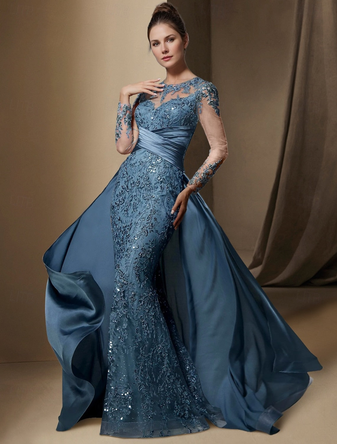 chinese dress ladies Mermaid V-neck Court Train Long Sleeves Wedding Dresses With Lace main image 0