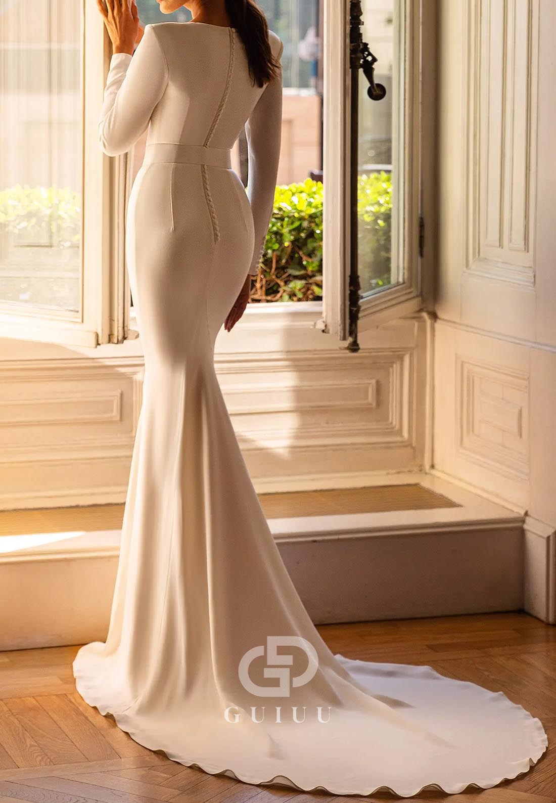 Elegant Long Sleeves Sweetheart Satin Mermaid Wedding Dress